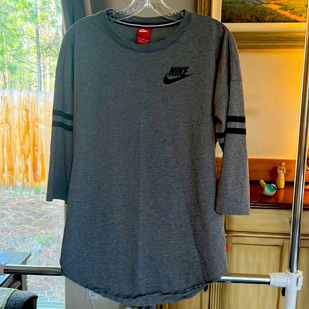 #7 Womens Nike Jersey Style Tee